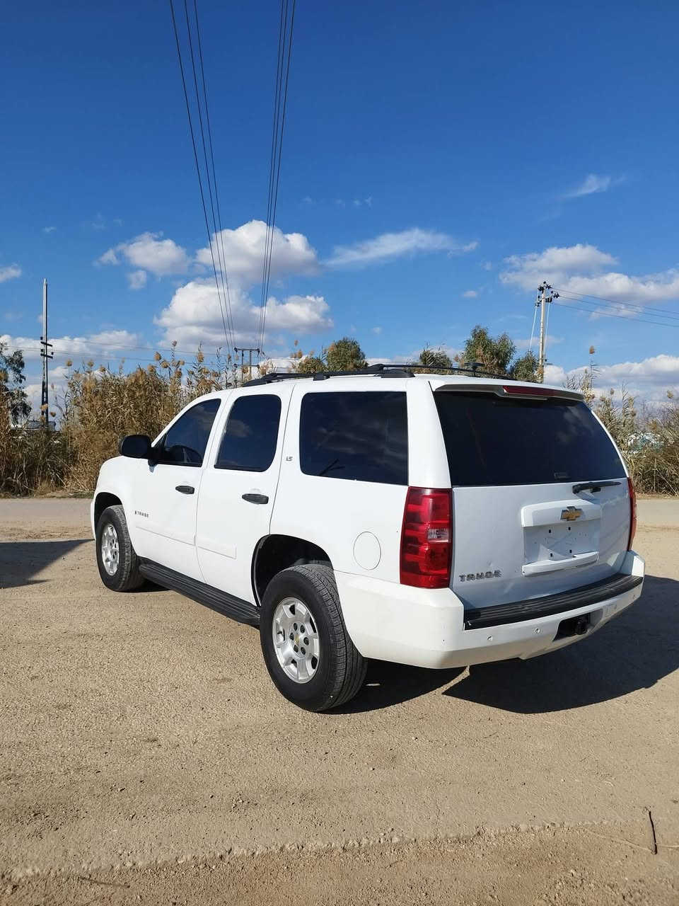 السلام عليكم تاهو موديل 2010 خليجي ادوات بدون رقم مكفوله من الكص وضربه والسرقه والعشائر مكينه وكير  كفاله حداديه واكسل كارتون سياره حيل نضيفه كله شغال بيه السعر 65 مكان ناصريه *********** واتساب
