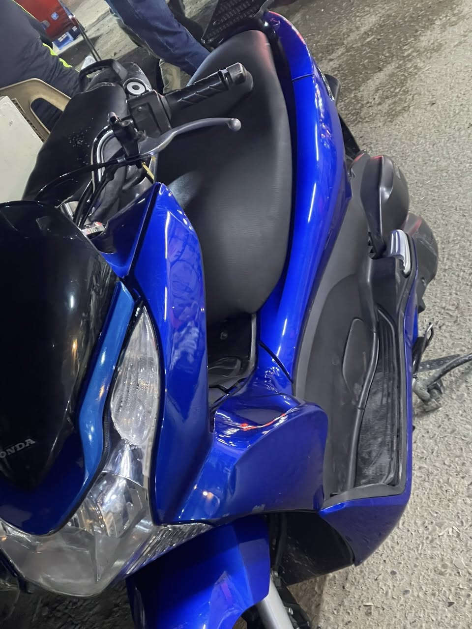 السلام عليكم بي سي اكس جيل اول ياباني مكفوله كفاله عامه السعر 12 وبيها مجال ***********
