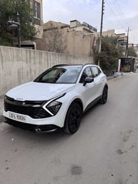 سبورتج موديل ٢٠٢٤ وكالة  مكفولة من الحادث فول مواصفات بلاك  لون ابيض  ...