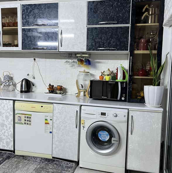 للبيع
كاونتر  نظيف و جديد ومرمر صناعي طول ١٠ امتار
السعر  ٦٠٠ الف و بيها مجال
للاستفسار 
***********
