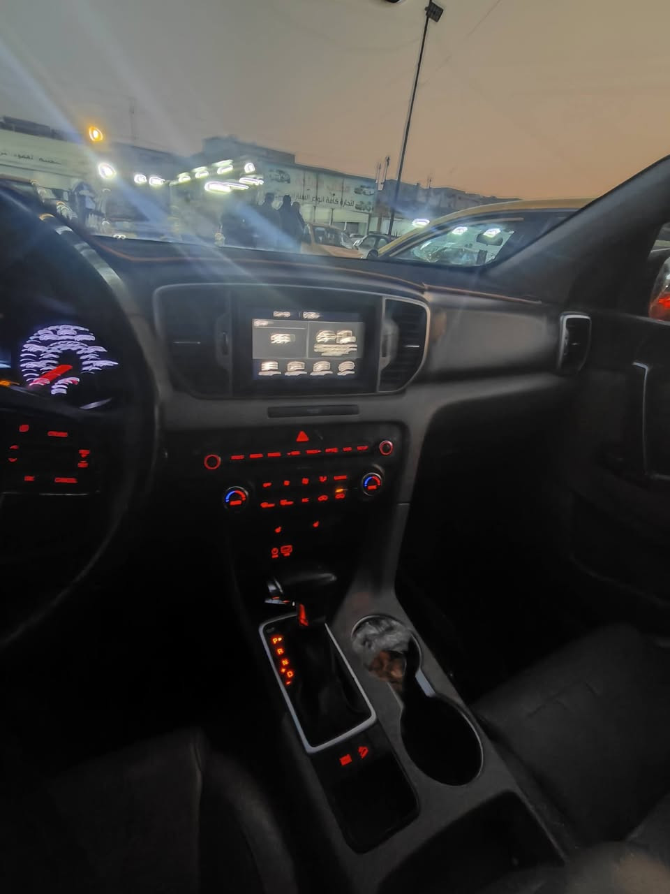 يا الله 🔥❤
سلام عليكم اخوان ... 

سياره سبورتج 2017
فوللل مواصفات (ex ) اعلى فئه بل سبورتج عدى اشارات المري والفتحة بل سقف 
السياره حلوه ونضيفه داخل وخارج  
السياره كلين  قطعه صبغ مابيها 
كشنات تدفئه  فول الفول ما ناقصها اي شي 
تخم وياله مال  سبورتج 2022 تايرات جدد كلشي بيها جديد وحلو ونضيف السياره ما ناقصها اي شي بس شغل وطلع 

للاستفسار الاتصال على الرقم ***********

      🔥سعرها خاص وجوة السوك والصور كدامك🔥
