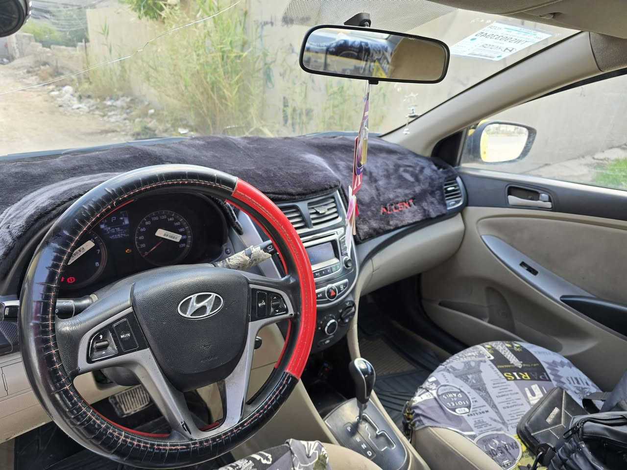 السلام عليكم  سياره اكسنت موديل 2016  مكفوله خليجي
رقم بغداد مكانها بابل حله بسمي سعرها 95   رقمي ***********
