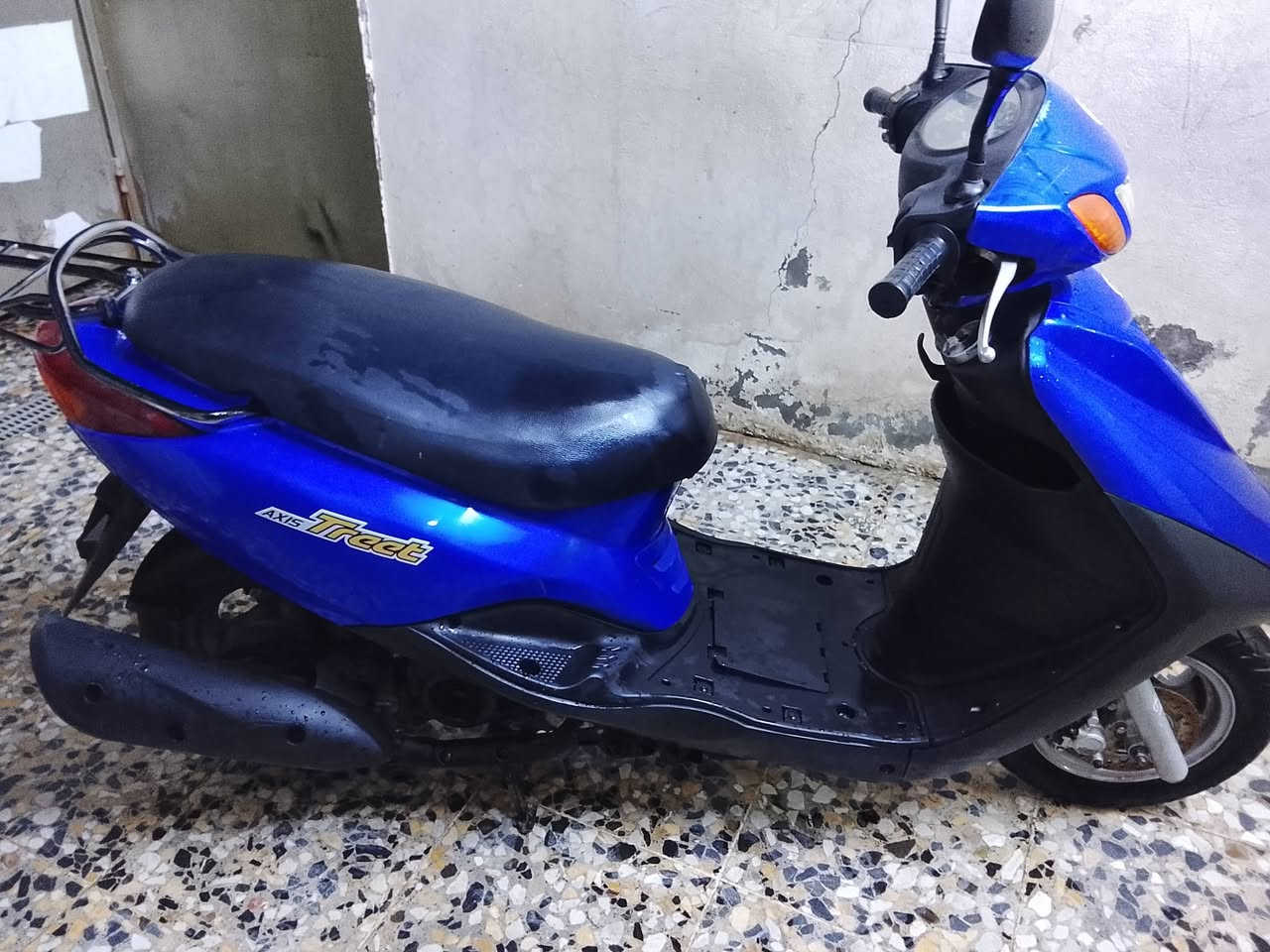 بريز اكزز نوزل ياباني سكليتر خطين كله شغاله اي نقص مابيه نضافه فول دراجه جديدة لوك  السعر 700بغداد ***********
