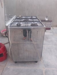 طباخ علشرط كلة شغال الفرن ولعون كلة شغال سعر ٢٠٠ التصال عل رقم 0787081...