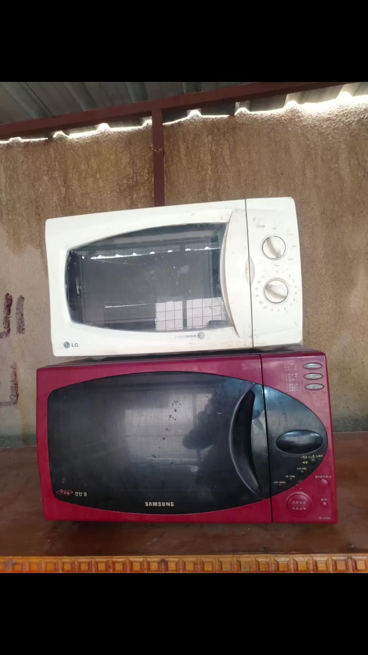 بس الاحمر موجود


**إذا كنت صاحب هذا الإعلان وتريد حذفه لأي سبب، رجاءا أرسل رسالة إلى الدعم الفني**