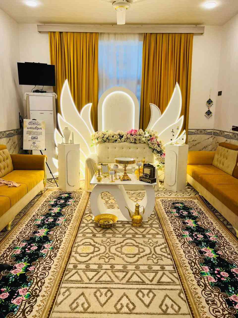 كوشات سنتر بيوتي مجاور مول باب الحاره ***********
