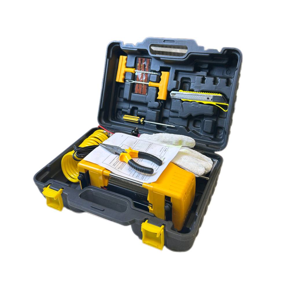 طقم تصليح إطارات ومنفاخ هواء 🔧🚗💨
السعر 45000 دينار فقط — والتوصيل مجاني
التواصل على الواتساب كتابيًا فقط
اشتري الآن قبل نفاد الكمية! ⚡🔥

إذا تحب تكون مطمئن بكل مشاويرك، فهذا الطقم راح يكون الرفيق المثالي بالطريق. عدة متكاملة للطوارئ، تجمع بين القوة والعملية، ومصممة حتى تتعامل ويّاك بأصعب المواقف بثقة واحتراف.

✨ شنو يوفرلك هالطقم؟

🔹 منفاخ هواء قوي جداً
منفاخ مزدوج الاسطوانة بقطر 30 ملم، يضخ هواء بسرعة عالية ويوصل لحد 150 PSI، يعني ينفخ الإطار بزمن قياسي حتى لو كنت بنص الطريق.

🔹 عدة أدوات كاملة ومجهزة
كلشي تحتاجه لإصلاح الإطار موجود بالحقيبة:
• 3 فوهات نفخ
• سكين
• 2 مفكات
• كماشة
• أداتين لتصليح الإطار
• أنبوب غراء
• 3 شرائط سد
• زوج قفازات حماية
يعني ما تبقى واقف تنتظر أحد، عندك كل الأدوات بإيدك!

🔹 عداد ضغط ميكانيكي دقيق
حتى تتأكد من مستوى ضغط الإطار بدون تخمين.

🔹 تصميم محمول وعملي
حجم مناسب يخليك تخليه بسيارتك بكل سهولة، وتكون جاهز لأي طارئ بأي وقت.

⚙️ المواصفات:
• الطاقة: 12 فولت
• الضغط الأقصى: 150 PSI
• الاستخدام: سيارات، دراجات، كرات، معدات قابلة للنفخ

💥 منتج عملي، قوي، ومثالي لكل سائق يحب يكون مُستعد.
اشتري الآن قبل نفاد الكمية! 🔥🚗💨