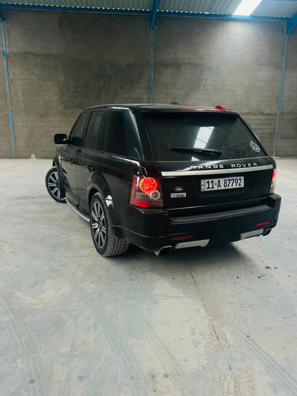 رانج روفر لبيع أو لمراوس 2009محدث 2013شاد له دبل ولوي انسه شي اسمه جك ودوخته
رقم بغداد نكليزي مشروع وطني هزه جديده تحويل ثاني يوم 

الموصفات فووول 

فتحه سقف سلايت 

مكينه 8Vبدون سوبر HSEالمرغوب 

داخلي عسلي اسود 

شاشه عرض تفاصيل لسياره 

كشنات جلد كهرباء ⚡️ 

حساسات امامي خلفي 

مري كلاب ويه لبك 

هاند بيرك بصمه 

منضومه زنون دامينمك 

سستم صوت 

ثلاجه 

تبريد قطع تين 

تحكم ستيرن 

السياره ورد خليج صبغ بيه بس دعاميات ل امامي ول خلفي 

وباب واحد وره 

مكان السياره البصره 

السعر 115 وبيه مجال 

***********
