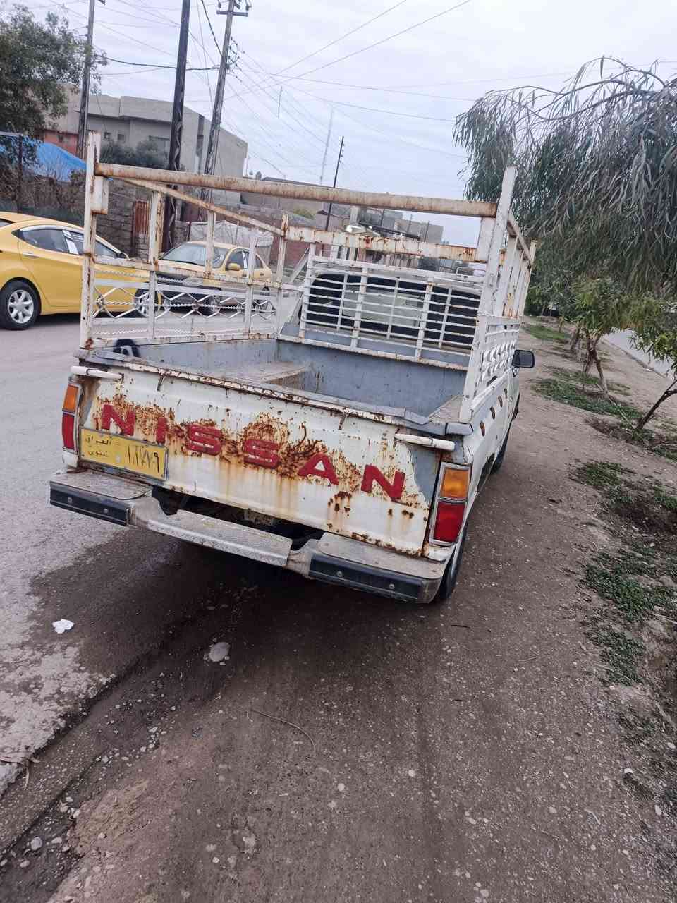 بيكب داتسن موديل 1980 شاصي نضيف رقم ***********/***********السعر 18
