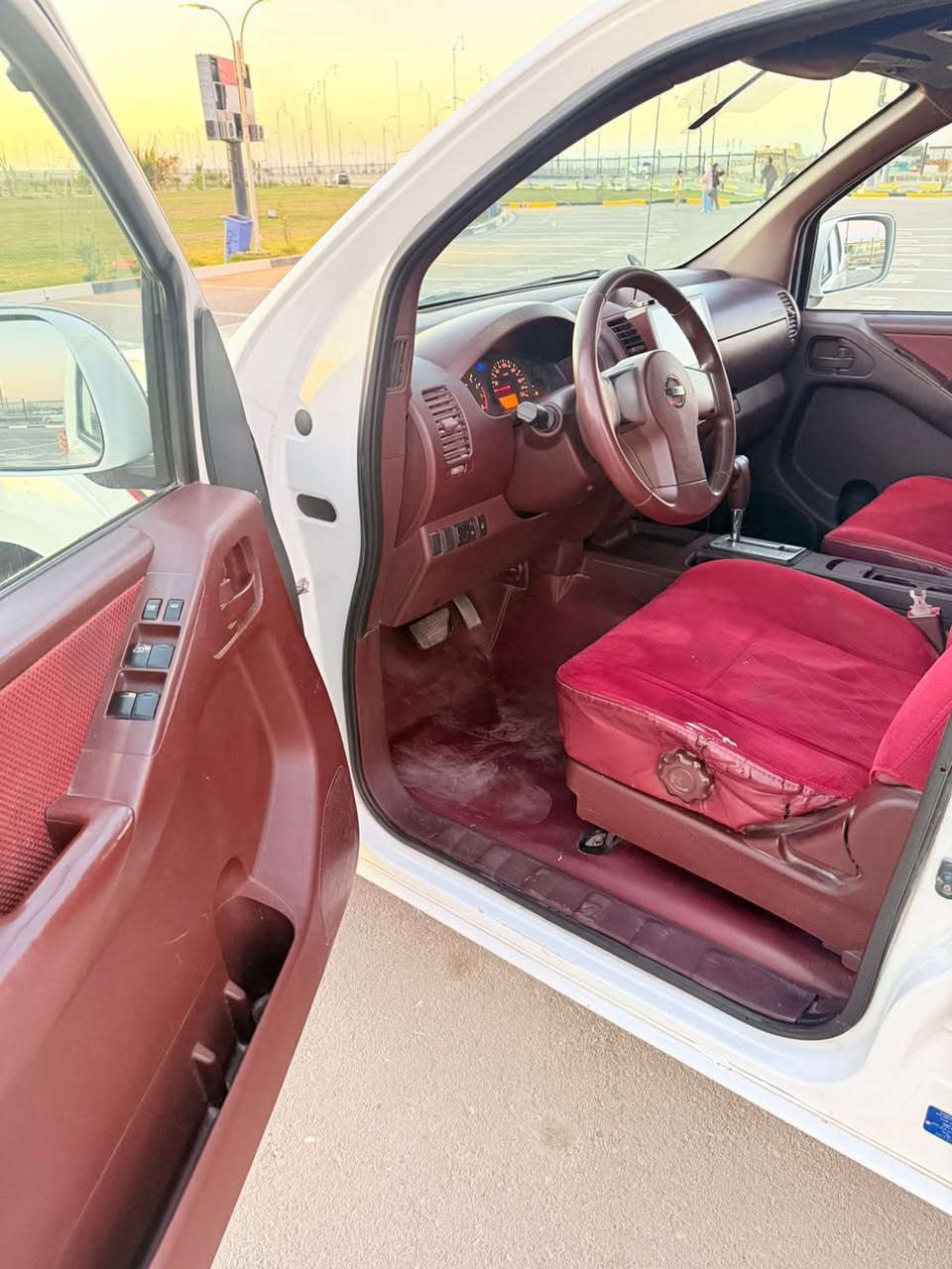 السلام وعليكم بيكم نيفاره موديل 2015
كفاله ماعده بارد بلباب كد شبر محرك مامفتوح كير وتماتيك رقم ربيل الجديد 
العنوان بصره سعر 140
الهاتف ***********
خوان انا مكلف بلنشر
