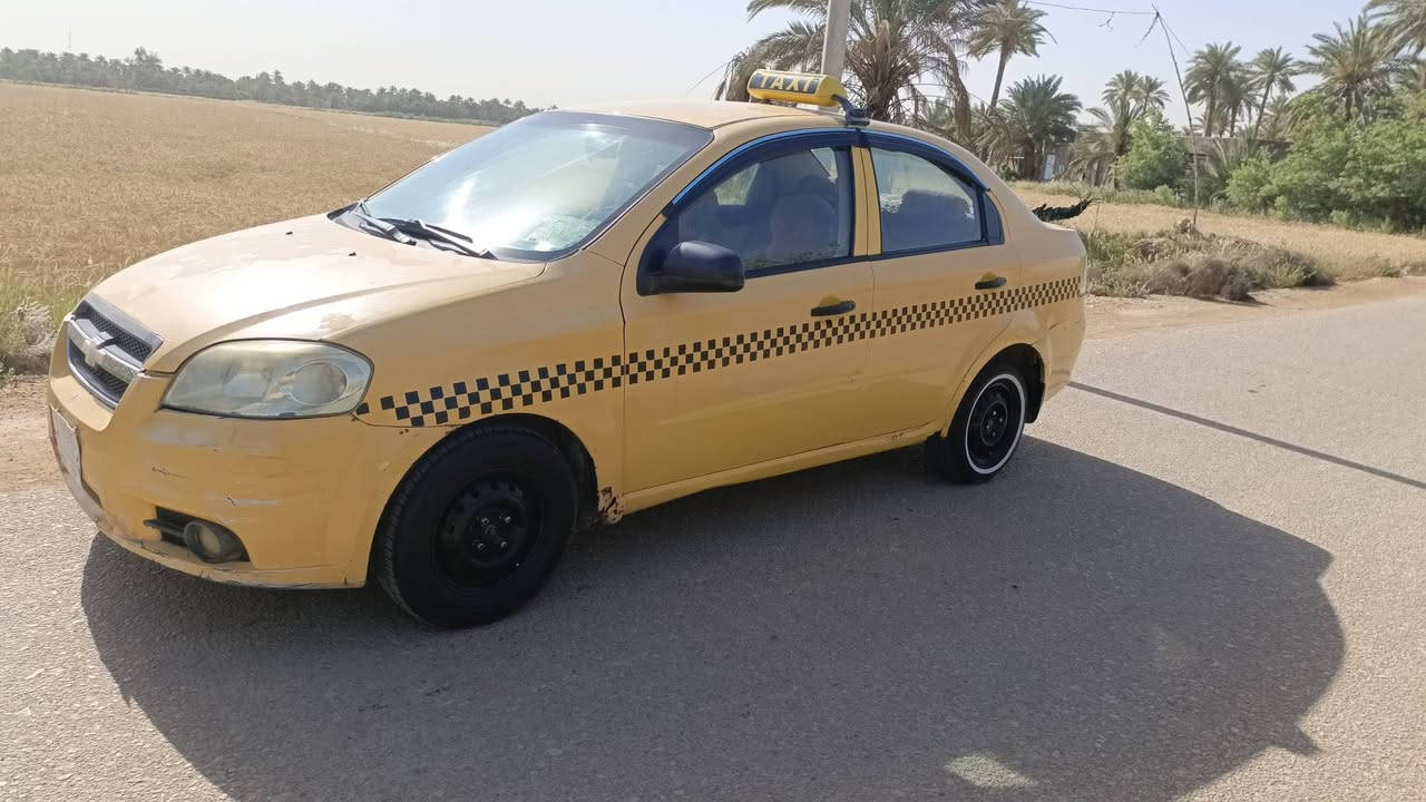 سلام عليكم
افيو ٢٠١٠ راعيه يمي 
مكينه وكير حلوات زوج تايرات جدد حداديه 100/70 ضربته  بالباب الكدام جهة العبري وراعيه صبغه صفحه ابيع حزام ضربه قويه مابيه بيه خيسات بدوس 
عليه غرامات ٢٠٠ وهيئه١٢٥
وسنويه صاقطه ينزلن من سعره 
ب ٤٥ وبيه مجال  
ابيع سويج اتكفل بس ب مداور
النجف 
مشخاب
***********
