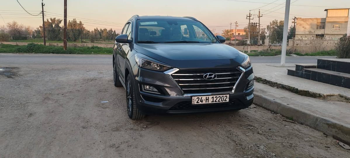 السلام عليكم 
توكسون للبيع موديل 2020امريكي مكينه 2400فول مواصفات بدون بانوراما تبريد منفصل وقطعتين هندبريك كهربائي رادار تحديد مسار قيادة ذاتيه تبريد لمس شاشة كشن كهرباء كشنات تدفئه ضرر بسيط بخصه بالبونيد ومصبوغ سياره نظيفه مامتعوبه رقم وهزه جديد دهوك مميز للتواصل ***********/***********سعرها $168وبيها مجال للطيبين مكان السيارة موصل
