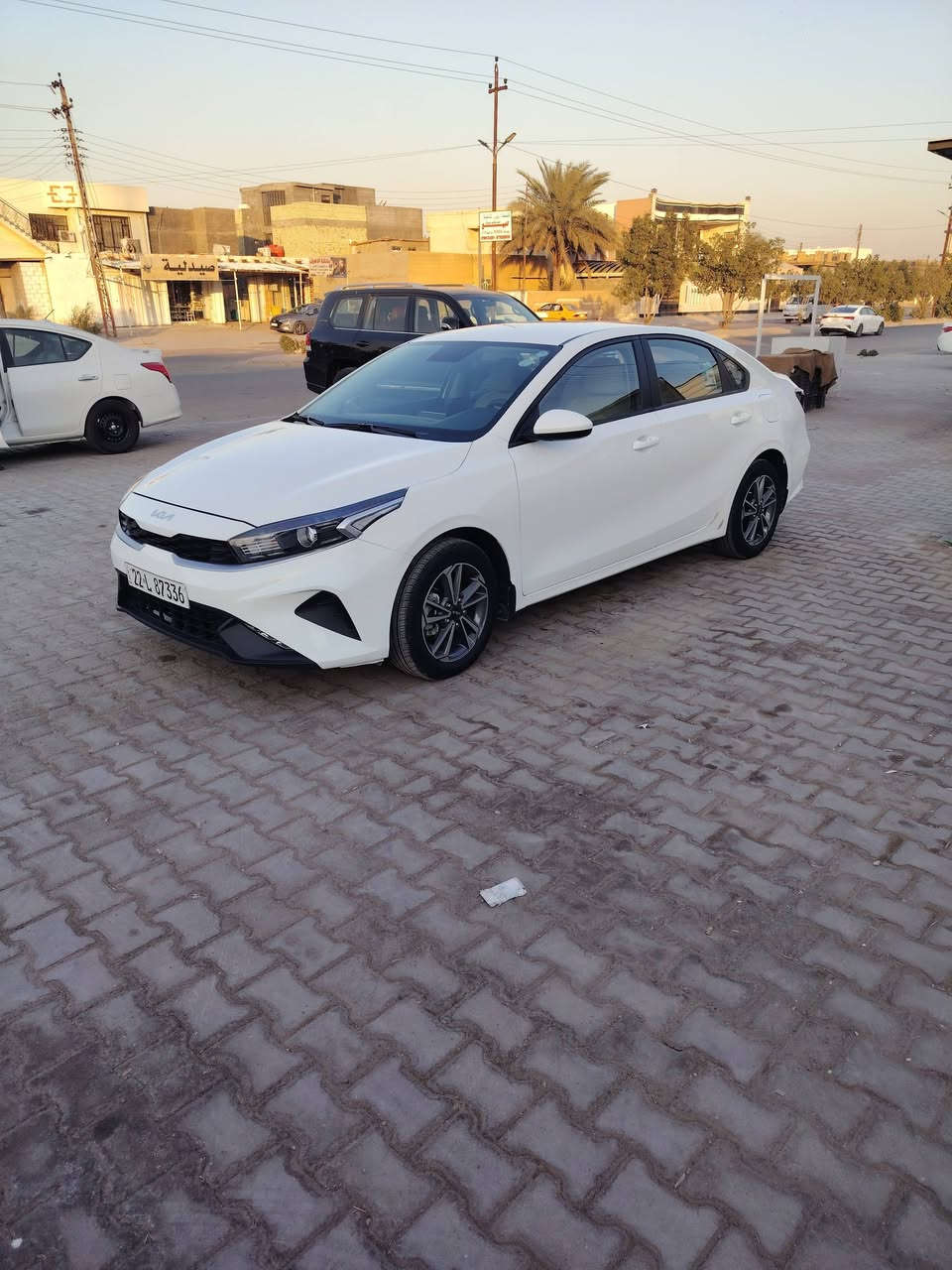 سلام عليكم
سيراتو للبيع موديل 2024

محرك 2000

سونار مرافق المنشور 

فول مواصفات عده الفتحة

رقم اربيل تريد تحويل تريد وكاله

بيه بارد اغل شبر

مكفولة كفاله عامه

سياره جديد بمعنه الكلمه

***********

مكاني بغداد قضاء المدائن سلمان باك
