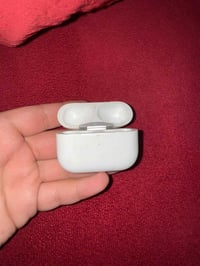 كيس سماعات ابل • الجيل الثاني • المنصور بغداد