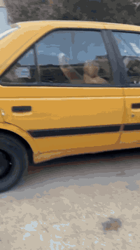 سلام عليكم بيجو لميس ٢٠١٥ السيارة بسمي السيارة خير. من الله. كير. ومحرك فرنسي خير. من لله والصدر. بحاله جيده. وتايرات تخم بحاله جيده السيارة خير. من الله مال شغل عراضه با٣٥. ورقه وبيه مجال حك. الجيه بسيط  وهاذا رقمي *********** مكاني بغداد حي اور
