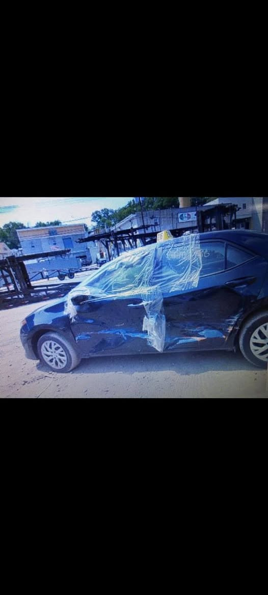كورلة وارد امريكي للبيع 
موديل ٢٠١٨
لون ازرق نيلي 
رقم بغداد الجديد 
سيارة حدادية كاملة
ماشية 113 ميل
حادث 4 قطع 
امريكة ابواب مبدلة 
وبالعراق باب وجاملغ فقط صبغ بدون دواخل 

بچم كبس 
مكان سيارة بغداد 
السعر ١٢٨ وبيها مجال


**إذا كنت صاحب هذا الإعلان وتريد حذفه لأي سبب، رجاءا أرسل رسالة إلى الدعم الفني**