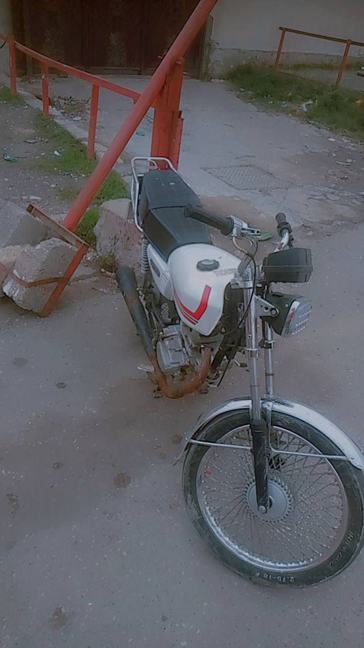 دراجة 4 كير  خير من الله شلعة شك الكاع صالنصة بصراوية عقل كهربائي 7 دكات دراجة حلوة ومال لعب موديل 2020 مكاني كركوك حي النصر سعر 375 وبيهة مجال 
***********
