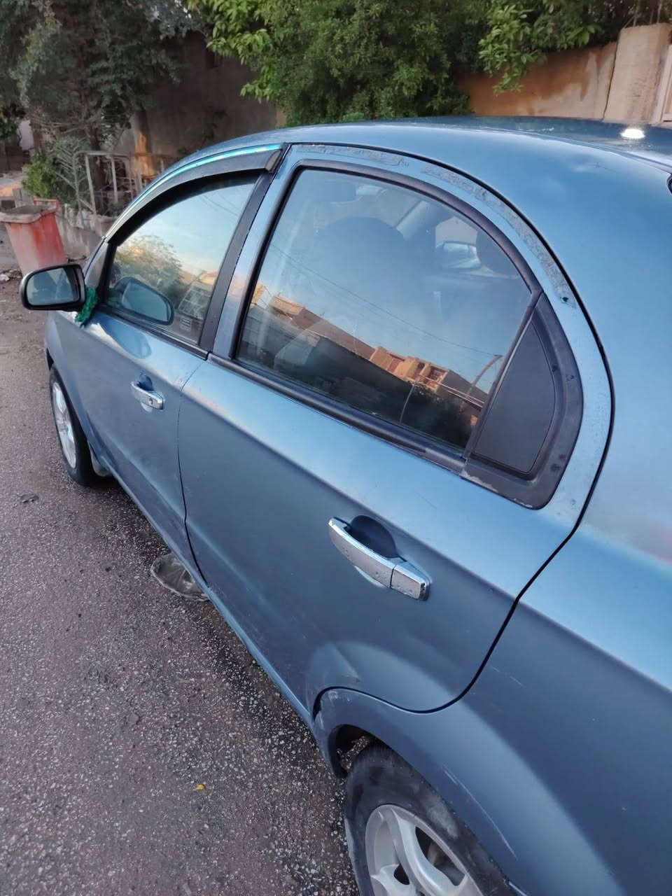 افيو موديل 2009 للبيع فول أوتوماتيكيا سنتر لوك ✔️
كير ومحرك نضيفات كاملات مابيهن اي نقص 
باسمي السنويه نافذة ... 

للاستفسار والسعر الاتصال على رقم  آسيا فقط 

‏‪0773 225 5866‬‏
