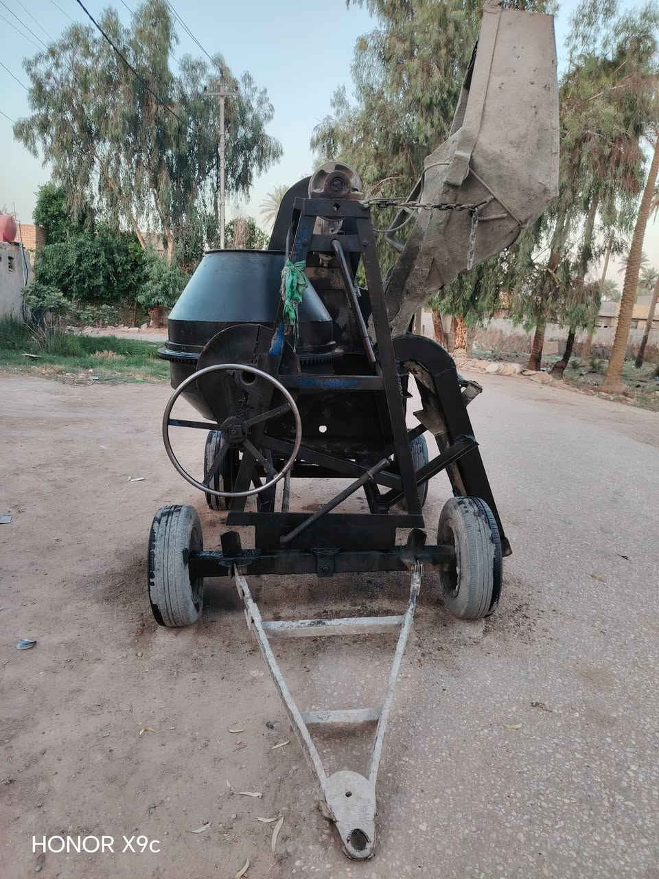 سلام عليكم خباطه للبيع لبناني 
مكان بابل  هاذه رقمي 
***********
