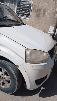 سياره بيكم كريت ول موديل ١٢سياره باسم ابن عمي ابيعها على وضعها  ابيع كوم حديد تجي وشوفها تنقص دهن بس تمشي كلشي مابيه ومعامله مالت رقم كامله سنويه تنتهي27 بس تراجع عليه اي غرامات علي السعر ٢٧وبيه مجال حك جيه عنوان البصره منطقه القبله الهاتف***********
