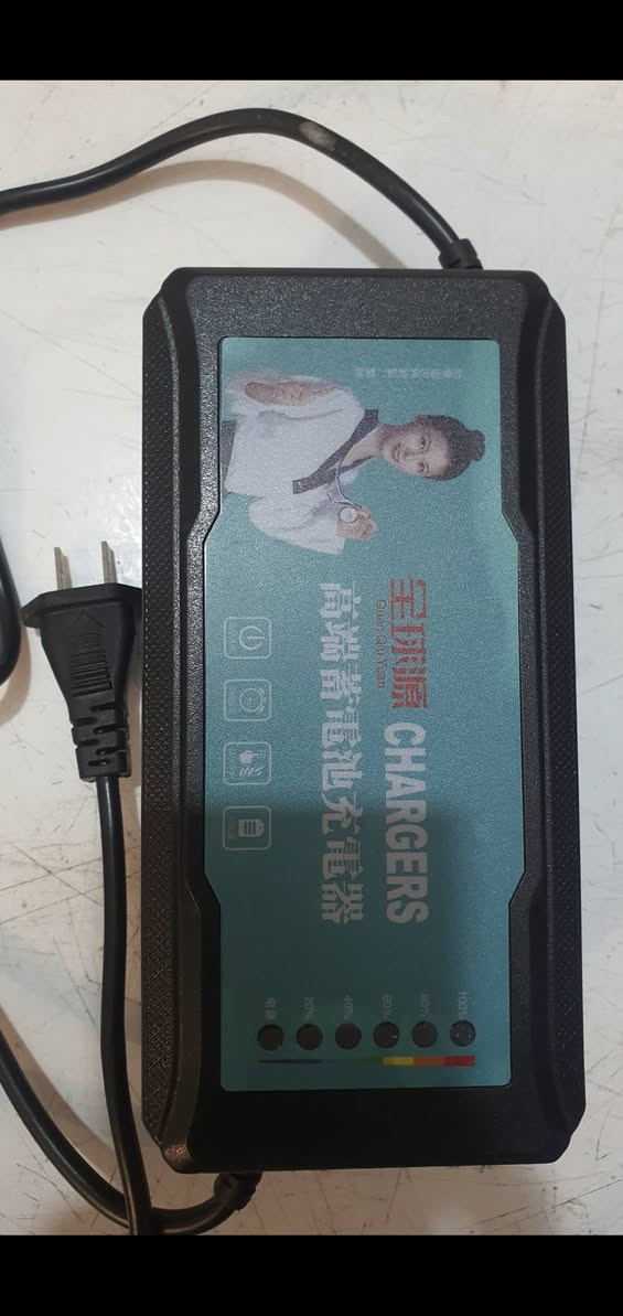 ثلاث شاحنات كلهن ٢٥ بغداد ***********
