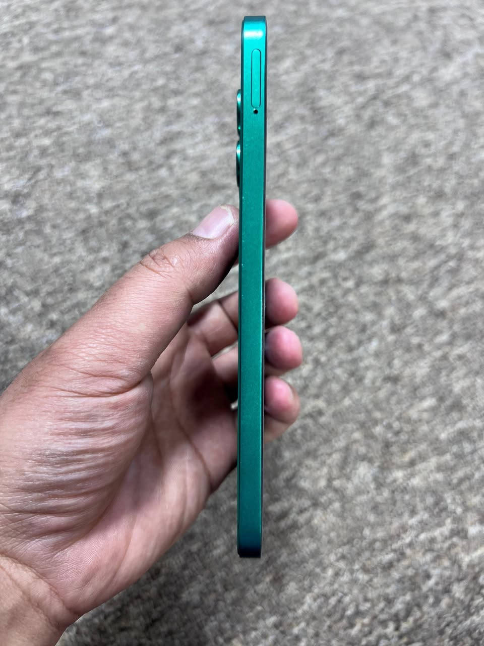 السلام عليكم هونر x8b نظافه ممتازة ذاكره 512GB رام 8GB لون مميز ملحقاته كارتونه وشاحنته الاصليه السعر 260


**إذا كنت صاحب هذا الإعلان وتريد حذفه لأي سبب، رجاءا أرسل رسالة إلى الدعم الفني**