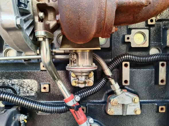 مولد بيركنز انكليزي 6سلندر راس توليد بلادي ستامفورد 110كيفي مولد جديدة جديدة جدا كاتم ممفتوح بيها برغي... العنوان بغداد تاجيات ***********
***********
