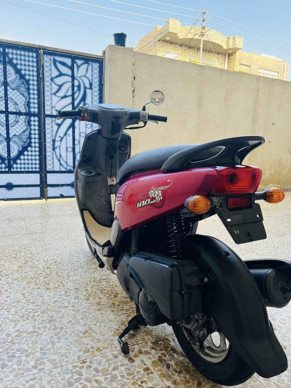 السلام عليكم دراجه فله للبيع  نضيفه و مكفوله كفاله عامه السعر خاص الاتصال على الرقم ***********
