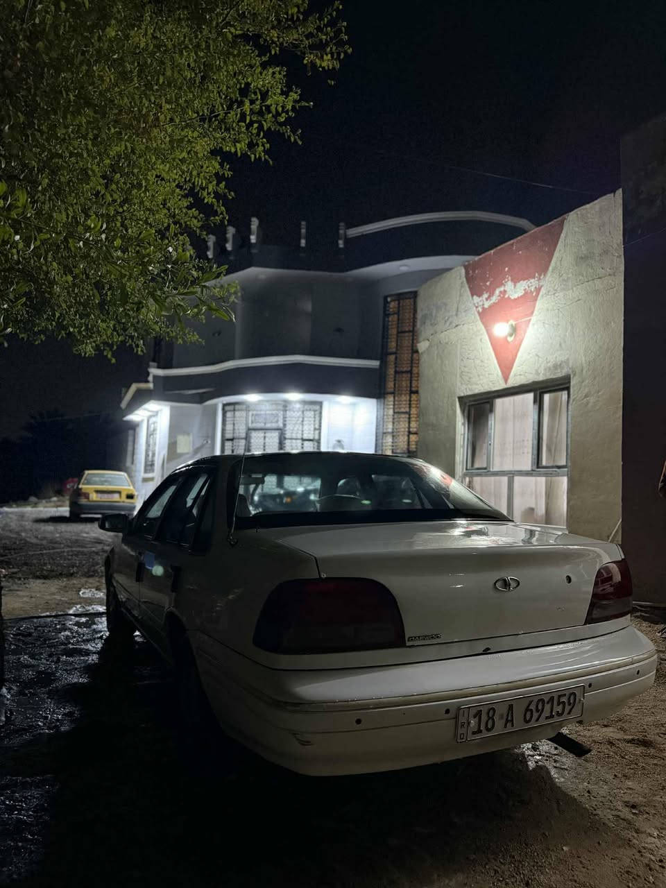 السلام عليكم
برنس فراشه للبيع 
موديل 96 رقم دولي بسمي سنويه لل29
25 ورقه وبيها مجال قليل 
***********
