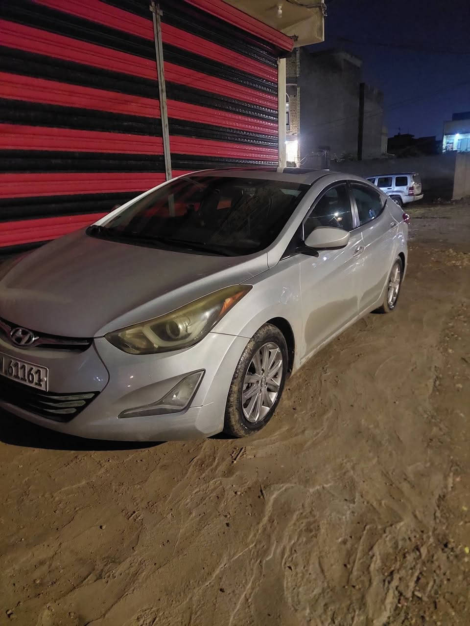 السلام عليكم الانترا مديل ١٥ امريكي رقم بغداد بسمي حادثه ٣قطع  صبغ مكينه الفين فول تحم ستيرن مرايه داخليه سبع اللوان  لونه سلفر سعره 110 $ مكان سياره كوت سونار موجود اي استفسار اتصل ***********
