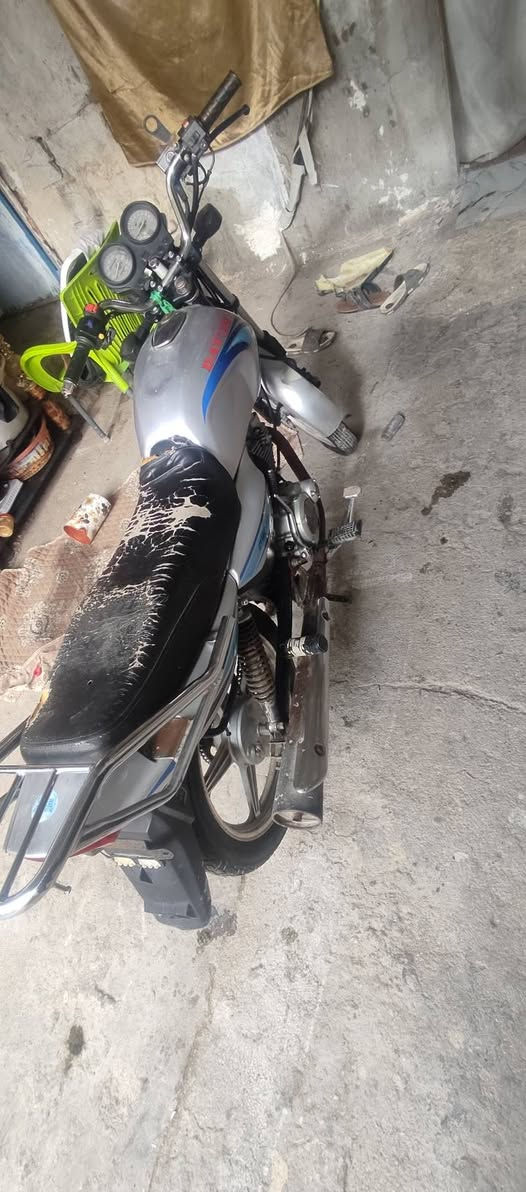 السلام عليكم دايون 2019اوراق سكنر الاصليه ضايعه السعر 600وبيها مجال مكاني كربلاء سيف  سعد ***********
