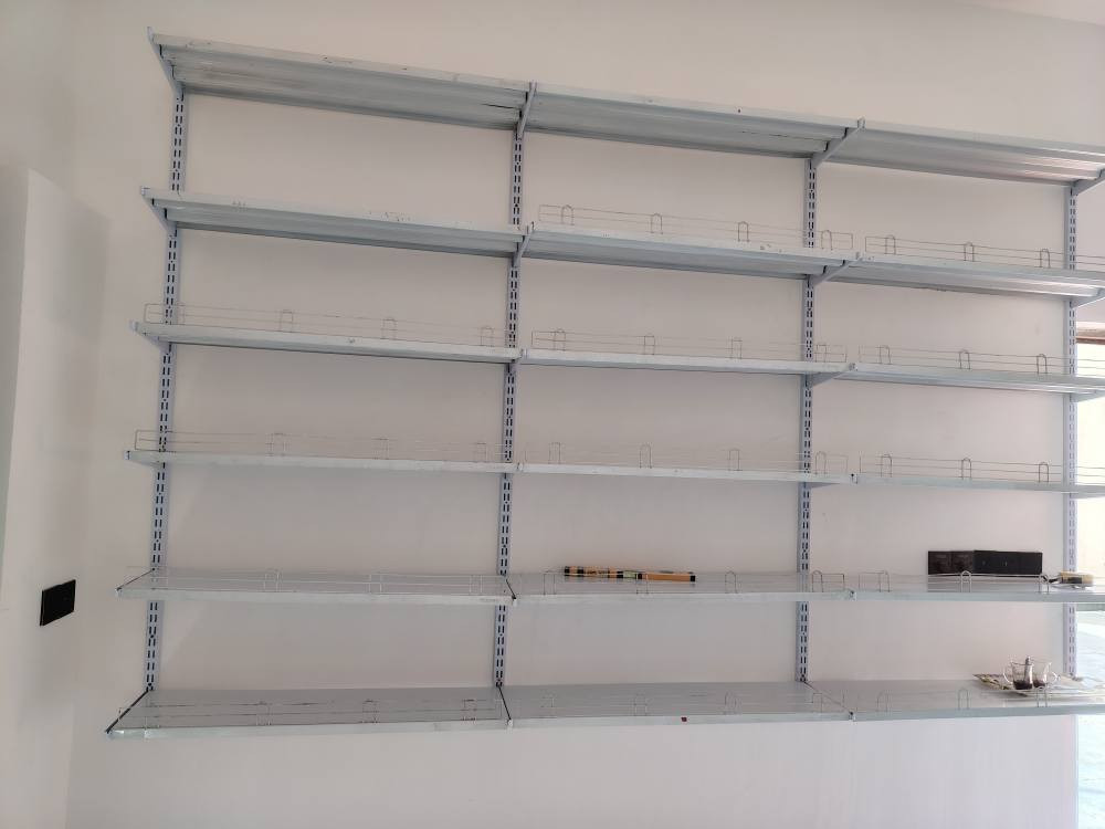 رفوف جدارية للبيع ميسان الأتصال على الرقم او الواتساب *********** عمارة, ميسان
