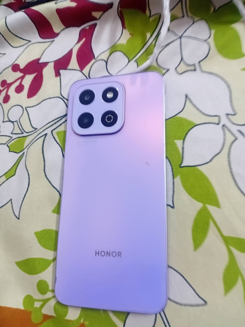 السلام عليكم للبيع هونر x6b ,مستعمل قليل نظيف نظافه ٩٠%ذاكره ٢٥٦ السعر 125الف متواجد فيس ورقم الهاتف *********** مكاني الحلة
