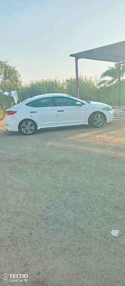 مواصفات بيه كلش حلوه

بصمت تشغيل 

رادارات جانبيه حساس خلفي 

تدفه تبريد بل كشن

جام سايق كهرباي وبعد بيه هواي مواصفات سعره كلش مناسب 115 وبيه مجال بصيط ***********
