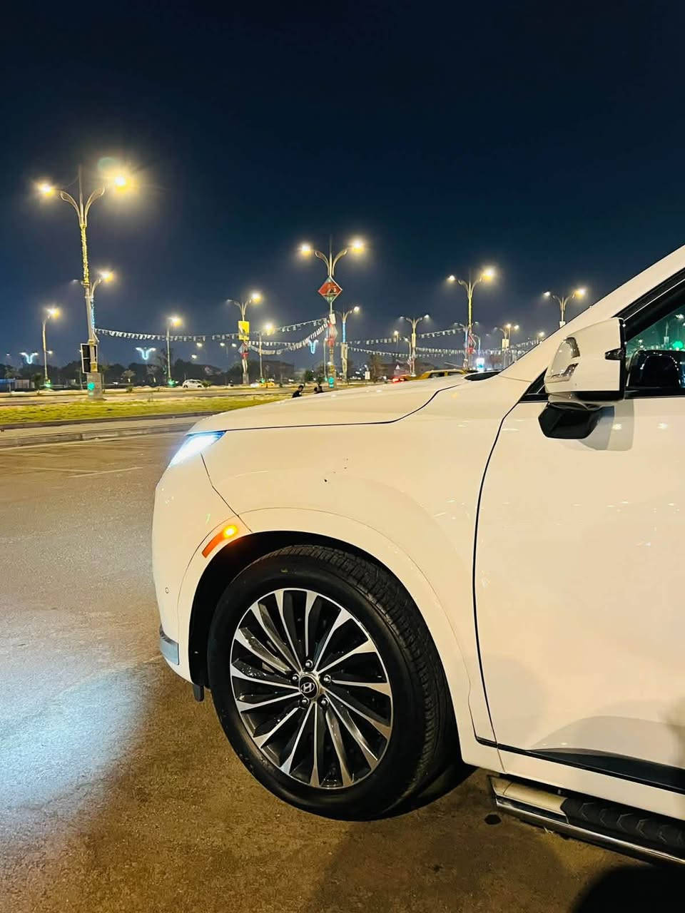 Hyundai palisade  2023 calligraphy
هونداي بلسايد كلگرافي 
موديل: 2023
الحالة: ربع بنيد صبغ +
شبر بالجاملغ صبغ 
بدون دواخل بدون ايرباك
العداد: 65 الاف ميل
المواصفات: كلگرافي  فول 1/1 
 شاشة عرض داتشو. المحرك   v6    3.8 
بصمة تشغيل + بصمة ابواب 
اصطفاف ذاتي(تقديم +ترجيع)  
فتحة سقف +بانوراما
سماعات هارمن كاردن عدد ١٦
 رادار امامي  + خلفي 
حساسات امامي + خلفي 
كامرات عدد 6  360 درجة 
كشنات امامي خزن ميموري 
كشنات كهربائي تدفئة وتبريد🥶
انارة داخليه (محيطيه) + انارة دشبول 
بردات جانبية
تبريد مركزي امامي + خلفي منفصل التحكم
تحكم ستيرن + شفتات
تدفئة ستيرن 
مرايا هيتر + تعتيم 
صندوق كهربائي شفط + اربع وضعيات فتح صندوق
وضعيات قيادة  (٥)
ويل كب حجم  ٢٠ 
اوتو هولد + نقطة عمياء 
سايد بريك بصمة + مثبت سرعة
شحن وايرلس 
إشارات بالمرايا  + إشارات جانبيه
2اوتو بريك 
تحديد مسار
شاشة ديجتال كبيرة
تشغيل عن بعد .
تدليك كشن .
دفع رباعي 
نظام مانع انزلاق 
 نظام نزول منحدرات كشنات Vip منفصل 
 
السعر 310$وبيه مجال 

الاستفسار ***********
