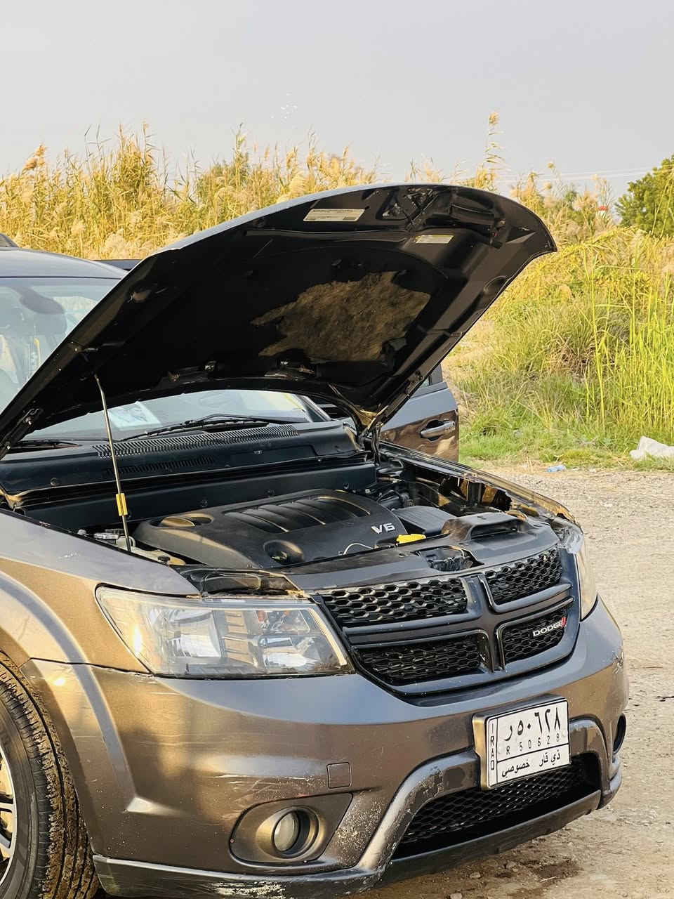 للبيع دوج جورني 2019 / 6v _3600 
كير ومكينة شرط الكفالة نظافة 100‎%‎
حادث 3 قطع __ (حافة البنيد وچاملغ أمامي جهة السائق وباب خلف السائق) بدون دواخل بدون ايرباكات حادث سطحي وصور الحادث بالمنشور موجودات 

فول مواصفات ماعدا الفتحه
بصمة وتحكمات وترحيب وشاشة كبيرة وكامرة وتبريد 3 قطع 
تخم تاير جديد قبل شهرين مبدلهن وصدر وحدادية 
رقم ذي قار مشروع وطني بأسمي التحويل ثاني يوم 
ملاحظة: بدي السيارة بي ملاحظات يحتاجلهن تعديل تجي وتشوف بعينك 
السعر: 130 وبيها مجال 
وترهم مراوس حسب القناعة
***********
