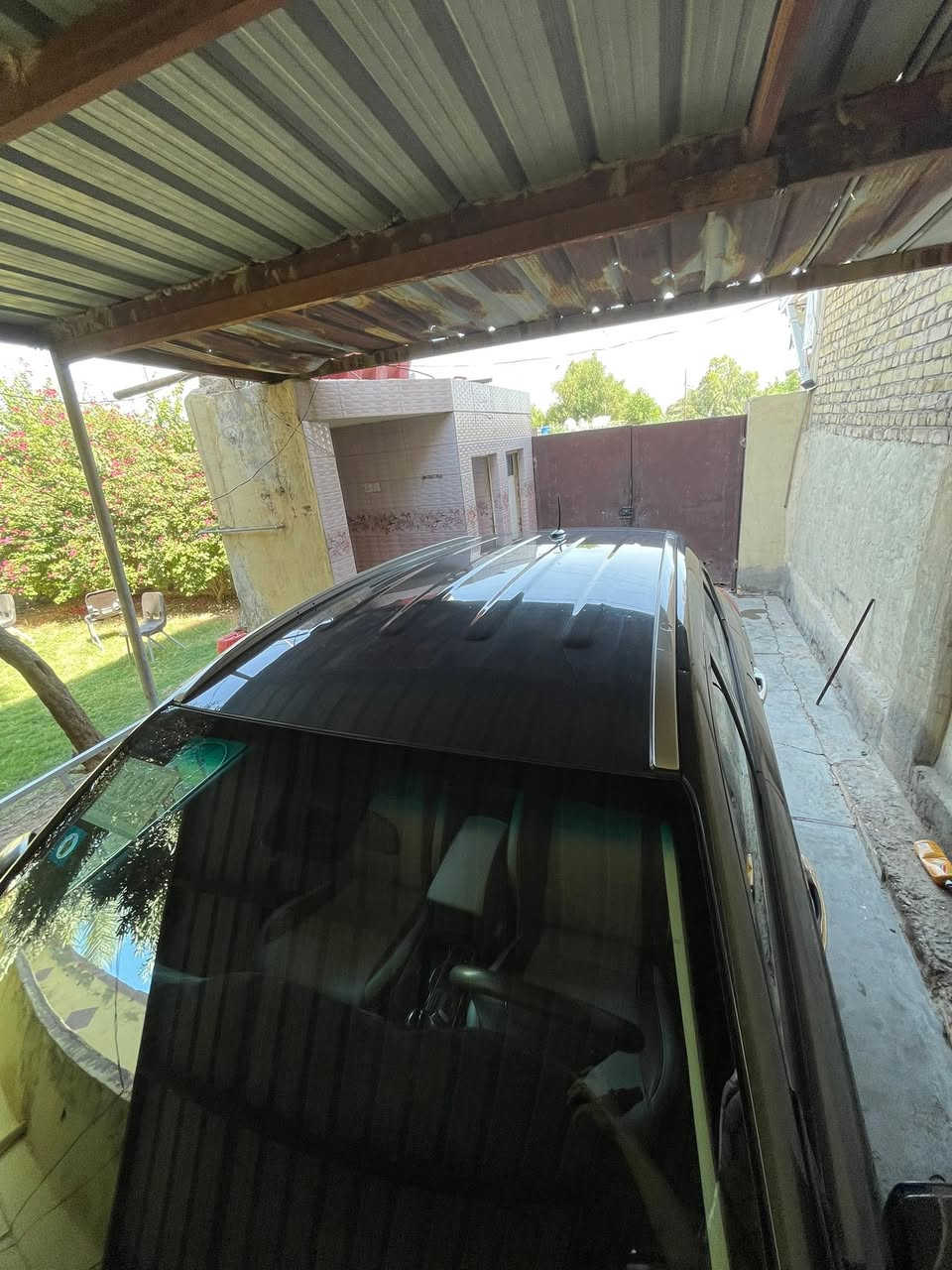 توسان موديل 17 وارد امريكي تيربو رقم بغداد بسمي سنويه الى 30تخم تاير تبريد حداديه كله جديد منضومه زنون تحكم ستيرن 
كرسي السائق كهرباء كاميرا خلفي 
بيع اومراوس العنوان واسط مركز المدينه 
***********
