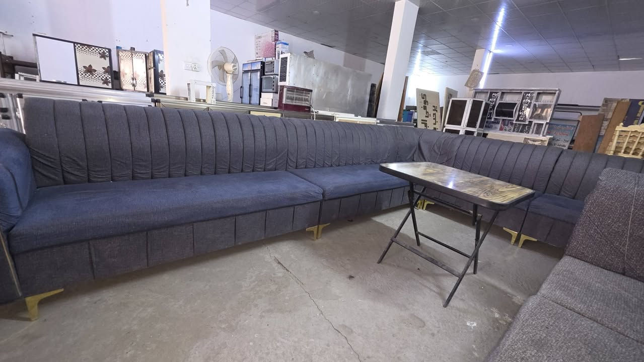 ديوان مستخدم للبيع 11مقعد مابيه اي خلل نضيف السعر ب185العنوان كربلاء حي العامل نهاية 🔚 السوق قرب جامع اهل البيت معرض بركات ال محمد عليهم السلام والتحيه هاتف 📞 ***********
