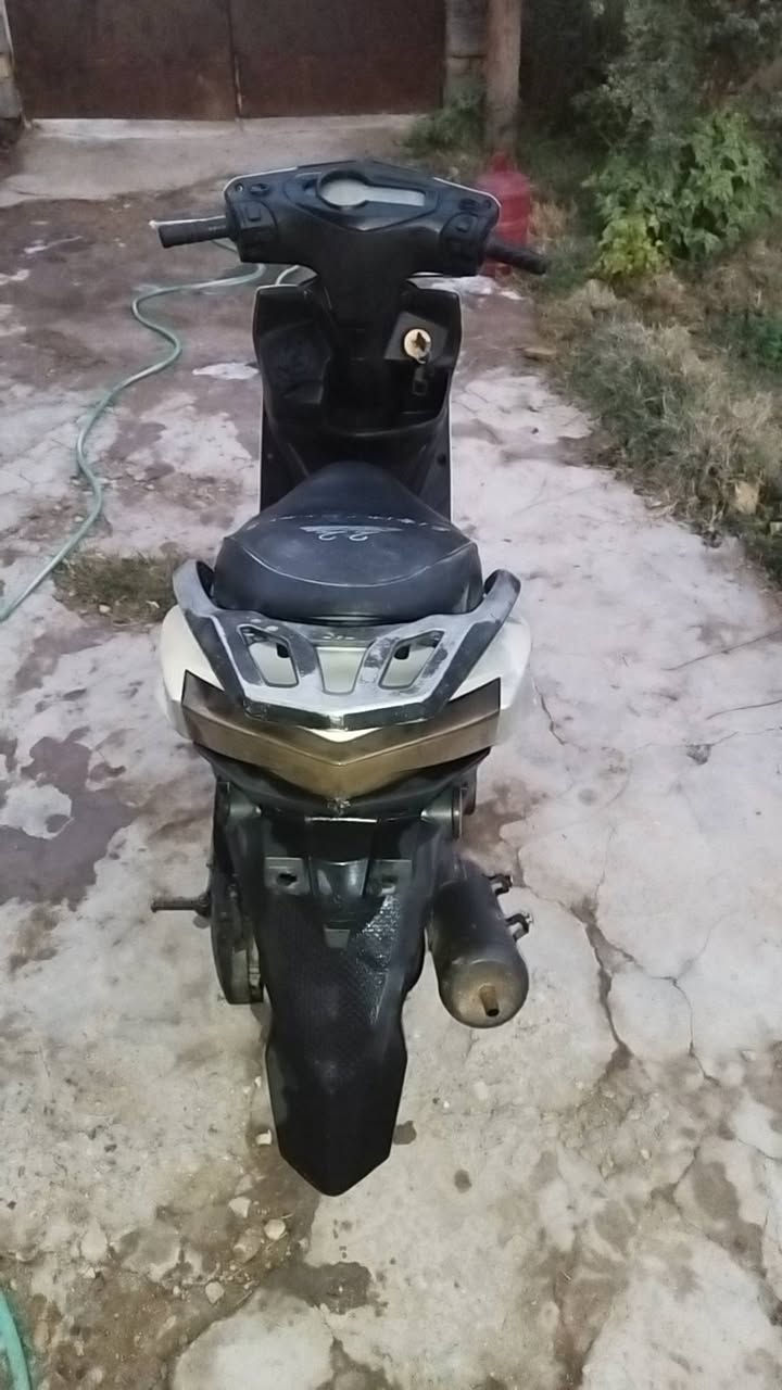 سكنس محوره مكينه مال ماكس خرسه كهربائيات كله شغاله نكره السعر 200 وبيه مجال قليل متواجد خاص وهذا رقمي ***********
