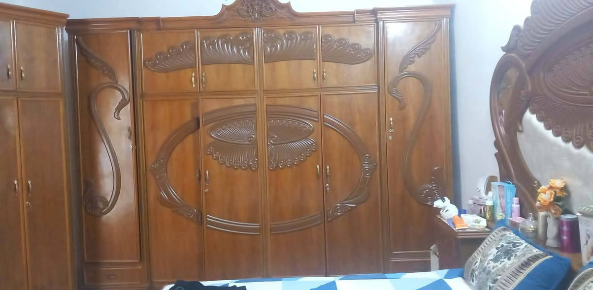 غرفه اخشاب للبيع
كلش نضيفه مستخدمه 
شي قليل
الفلوجه الازركيه
***********
