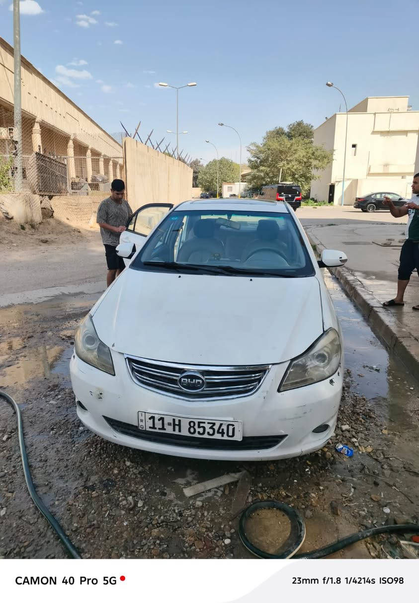 السلام عليكم Byd 2013 G3
بصمة فتحة اشاير بالمري شاشة 

تشغل عن بعد. كشنات جلد   
بغداد المنصور.  السعر ٤٨ ورقة 
*********** ‬
