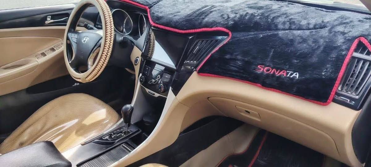 سوناتا مضلع 2011 خليجي 
محرك 2400 دوش 
بانوراما قطعتين
بصمه تشغيل مري شفط 
حساسات خلفية كشنات كهرباء
تبريد ❄️ 
تدفئه ☄️
تخم تاير 
سياره بيها قطعه وحده جاملغ بدون داخل
رقم انكليزي بغداد
سنوية 2030
سعر 115 بيها مجال
مكاني بابل 
***********
