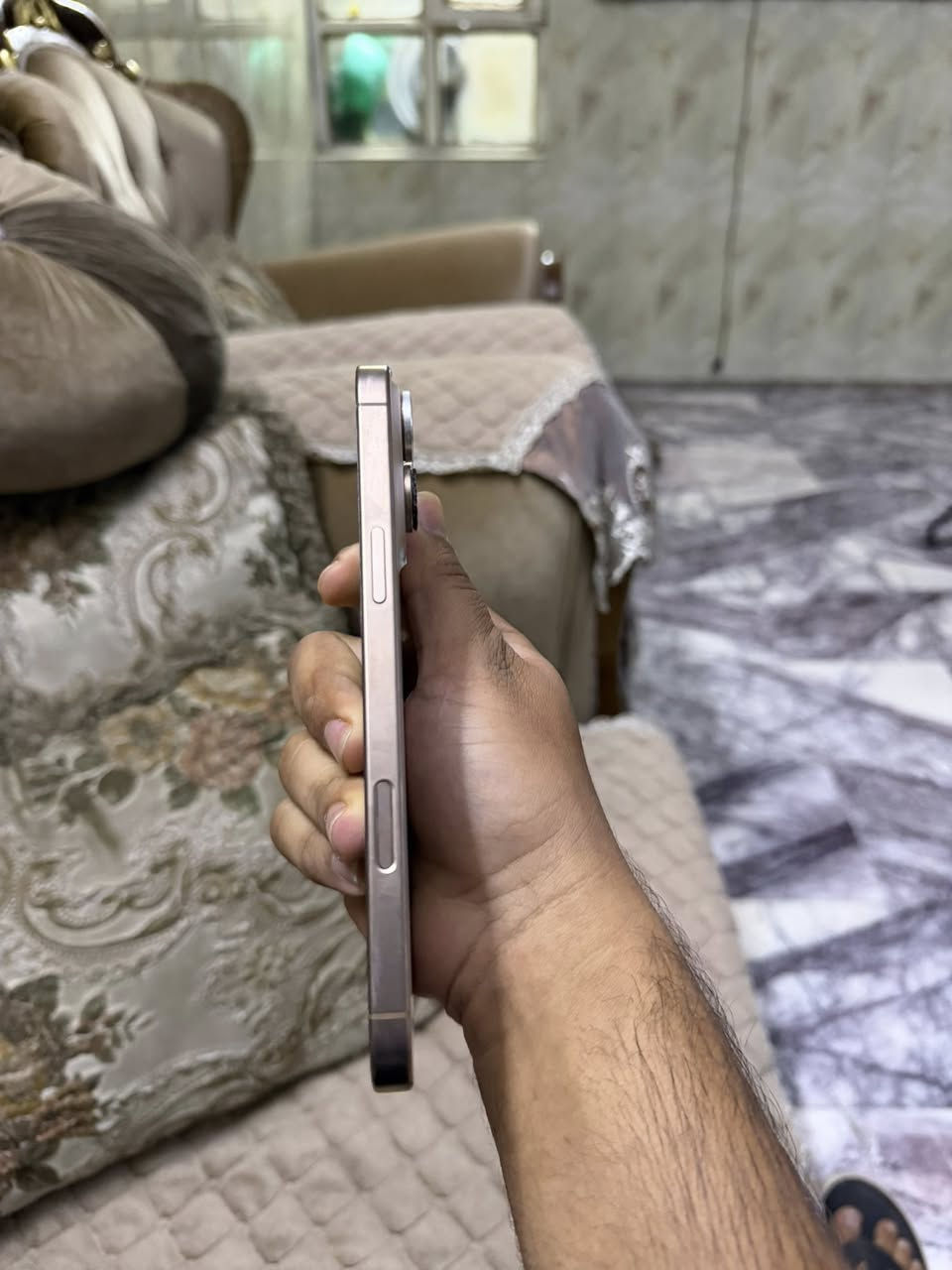 ايفون 16 برو ماكس ذاكره 256 كامل هوه و ملحقاته نظيف كلش ما مفتوح ‭0773 064 2104‬ متوفر واتساب و رصيد
