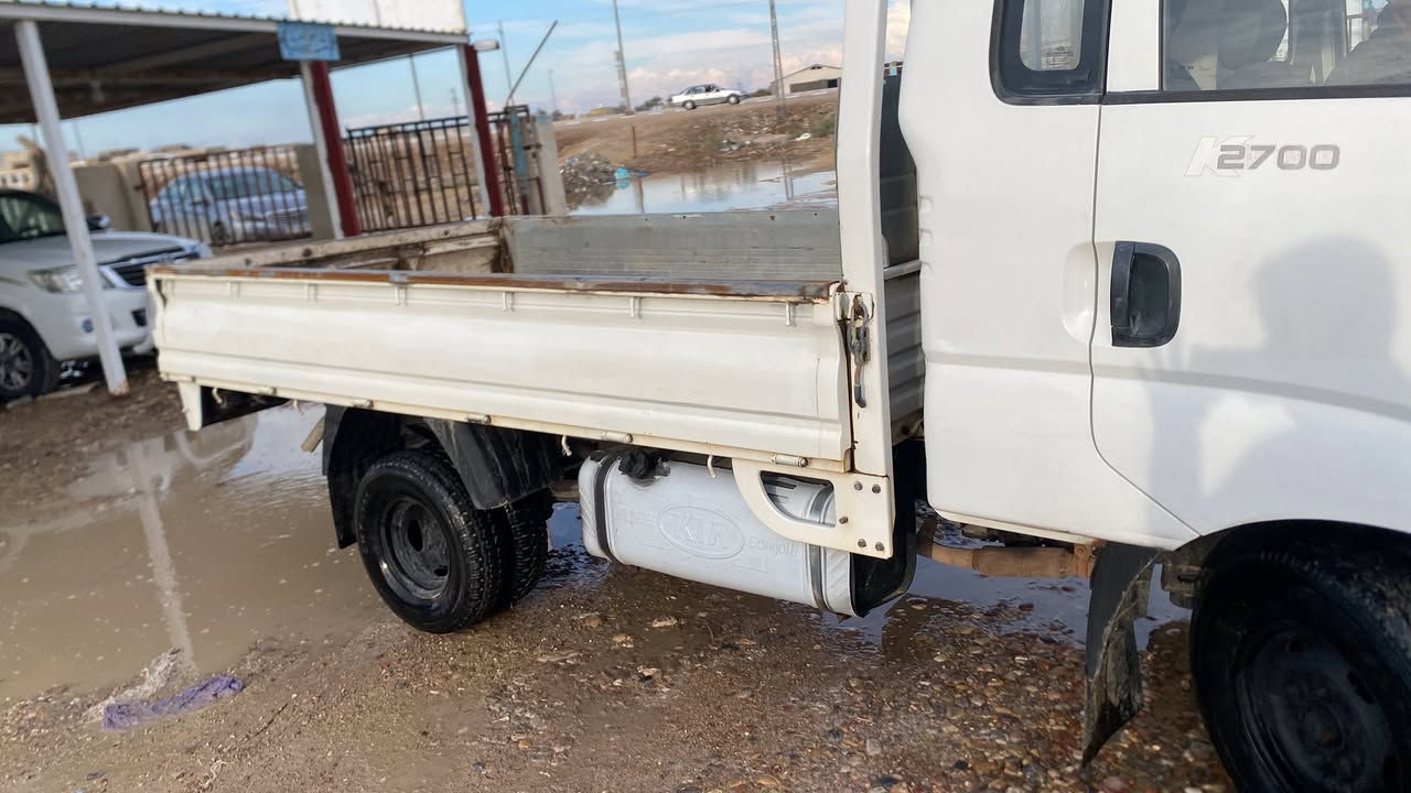 كيا بنكو موديل ١٤ مكفوله من الصبغ والتبديل 
محرك جيد جدا
حداديه جديده 
رقم ميسان محجوز المصرف 
 وكاله عامه اسًوي الك 
سعرها ٨٥ ورقه 
***********
