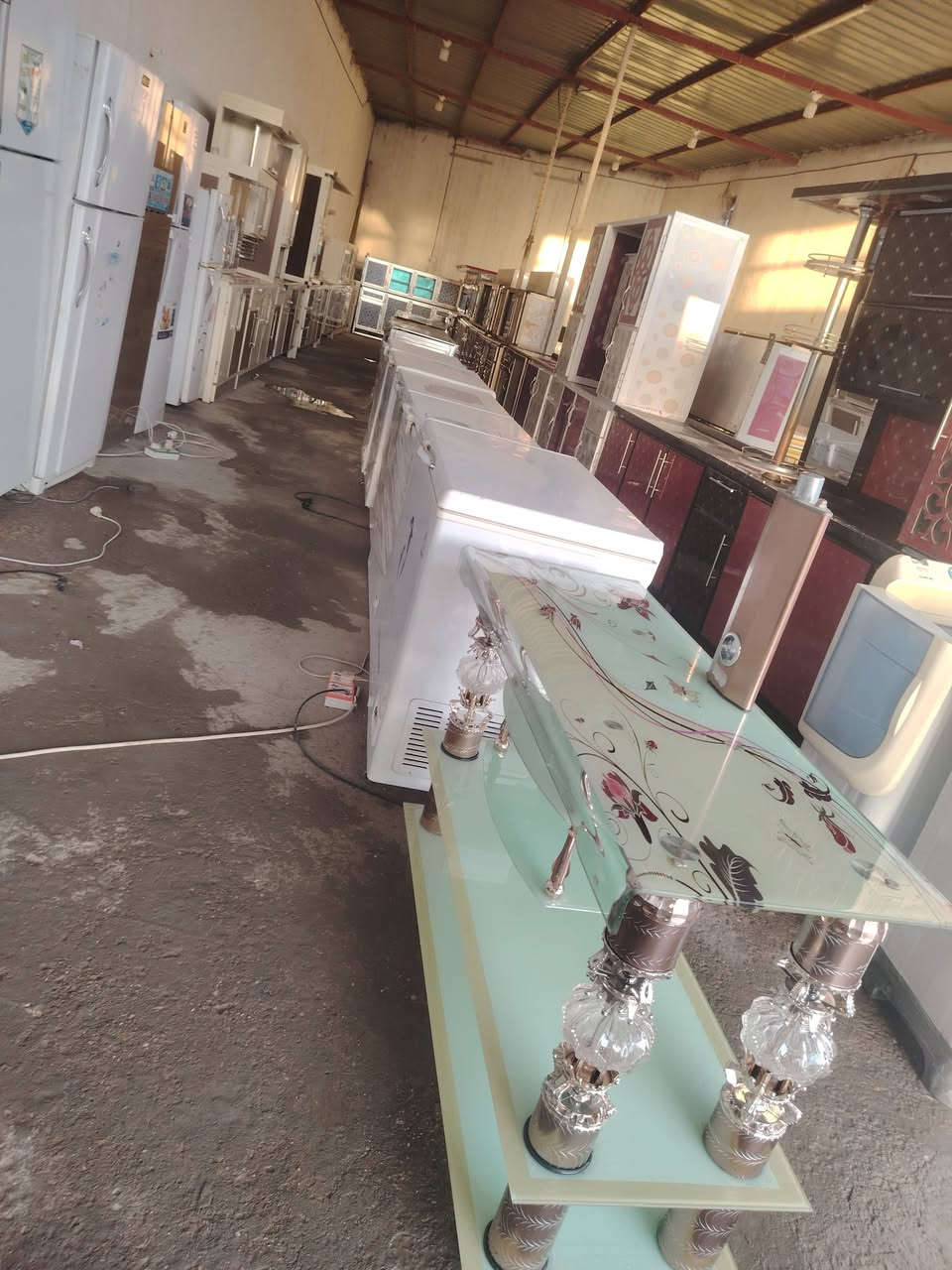 توجد اغراض منزليه مستعمله باله نضيفه وسعار مناسبه العنوان صويره تقاطع حي زهور الإستفسار الخاص مفتوح او اتصال او وتساب*********** وتساب***********
