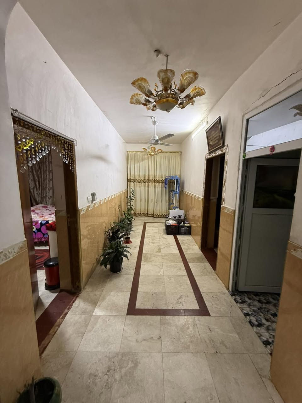 #دار_للبيع🏠

#الموقع : حي العدالة منطقة(القضــاة) 🌍

#المساحه : 300م واجهه 15 نزال 20 ✨

#التفاصيل : شارع 15 منطقة جداً راقية الدار طابقين بناء نظيف يحتوي على 4 غرف نوم
✨
 
#المحافظة_للوساطة_العقارية 🌍
تسعدنا زيارتكم لمكتبنا 
📍في النجف - حي الاشتراكي - خلف شارع الروان 📍

للمزيد من المعلومات والتفاصيل عن العقار والمعاينه الميدانية يرجى الاتصال على
الحاج ابو حسنين ال ناجي
☎️***********☎️
☎️***********☎️
#عقارات #النجف #تسويق_عقاري #مقاولات  #عقاراتي #بيع #شراء  #شراءعقار
