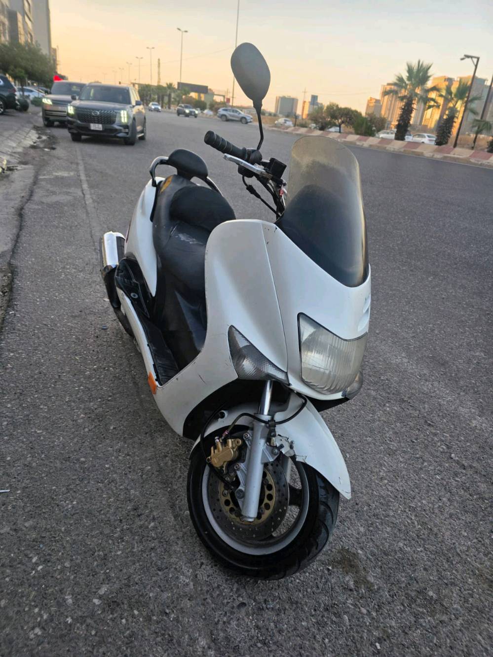 يامها ماجيستي 06 للبيع 350$ وبيه مجال
تسكن بأي منطقة/محافظة بالعراق حتى أضيفها بالوصف؟: 
اربيل