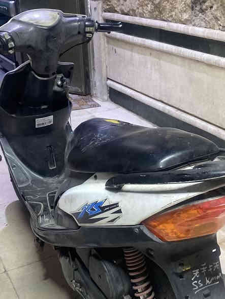 السلام عليكم دراجه للبيع ماكس عدله ١٢٠ لون ابيض مكفوله المكينه من الفتح او التبديل نكره سل وهندر تشتغل الدراجه السعر٤٥٠وبيه مجال المكان بغداد بلديات ‭٠٧٧١ ٠١٩ ١١٥٢‬
