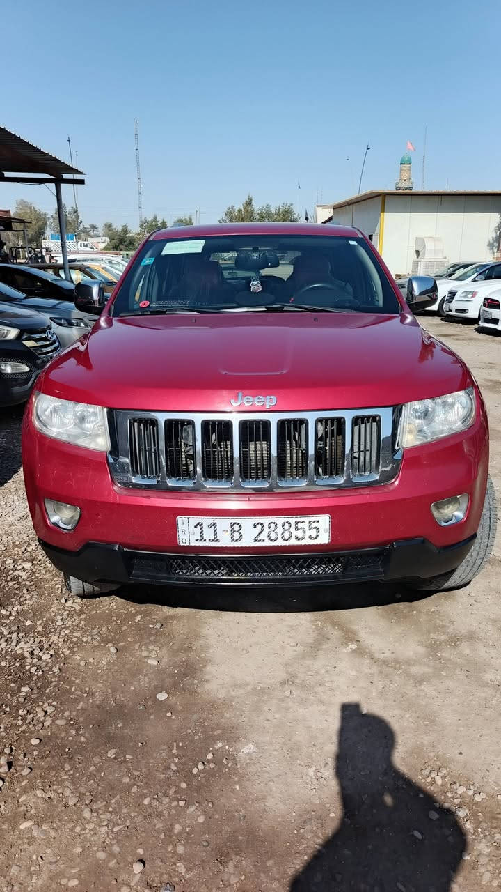 جيب 
2011
مكينة 3600
رقم بغداد أنكليزي
مكينة كير كفاله
تبريد تدفئة خير من اللة
تخم تاير 
دبلات وصدر جديد
مواصفات لاريدو معروفة
سيارة جاهزة على اخير حبايه
مكفولة سونار وتقرير
بيه مكانين بارد فقط
مكانه ديالى جديدة الشط
***********
سعر 160$
