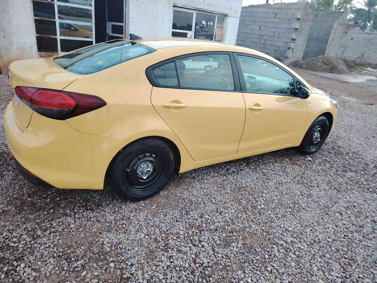 فورتي موديل 2017 كير مكينه صدر تخم تاير تبريد ثلج صور امريكا بل منشور خطها جوال سنويه ٣٠ مكان السياره ديالى بعقوبه السعر 120 ما متواجد عل نت اتصال فقط ***********
